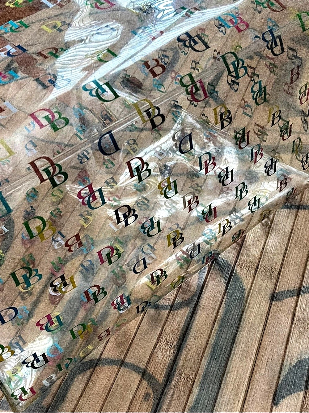 Dooney & Bourke Clear Logo Print Tote Brown Trim - Picture 4 of 4